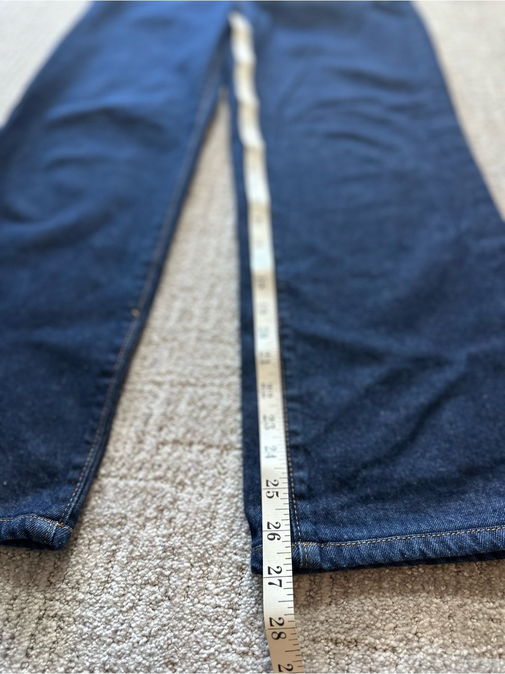 Classic High-Rise Blue Jeans - Versatile Everyday Style - Picture 4 of 14